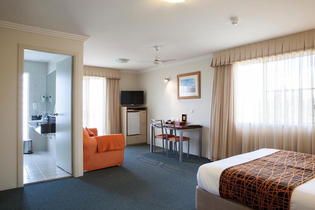 Mandarin Motel Macksville Room photo