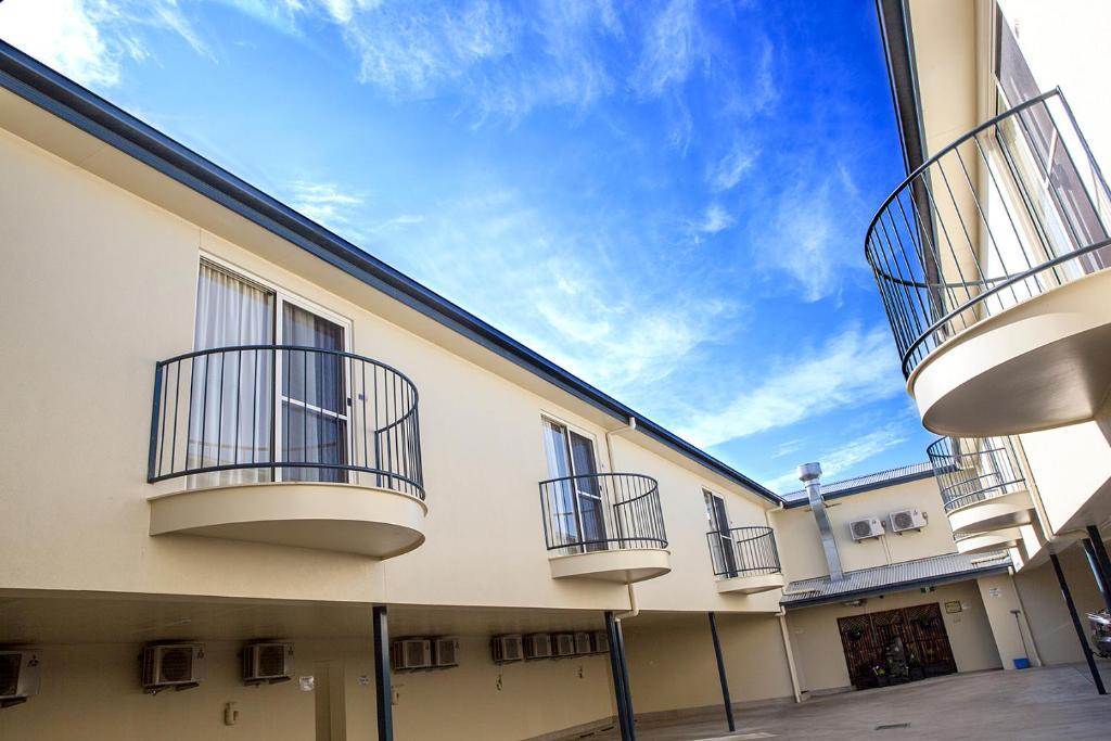 Mandarin Motel Macksville Exterior photo